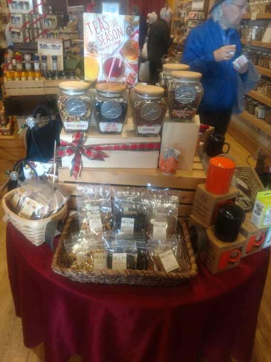 Spice&TeaWinterDisplay