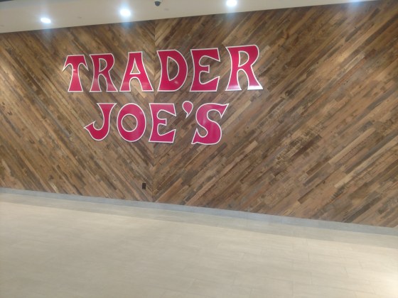TraderJoesLogo