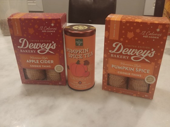 FreshMarketPumpkinSpiceTeaDeweysCookies